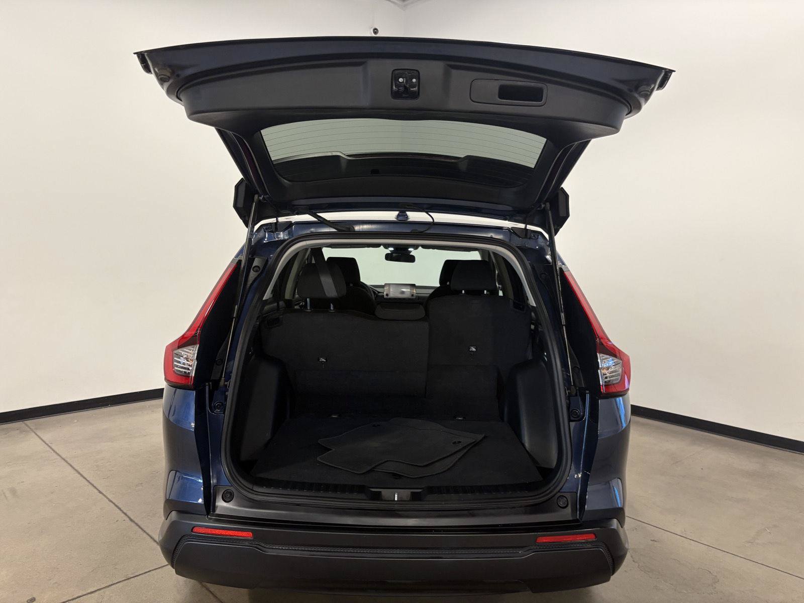 Used 2024 Honda CR-V EX image 32