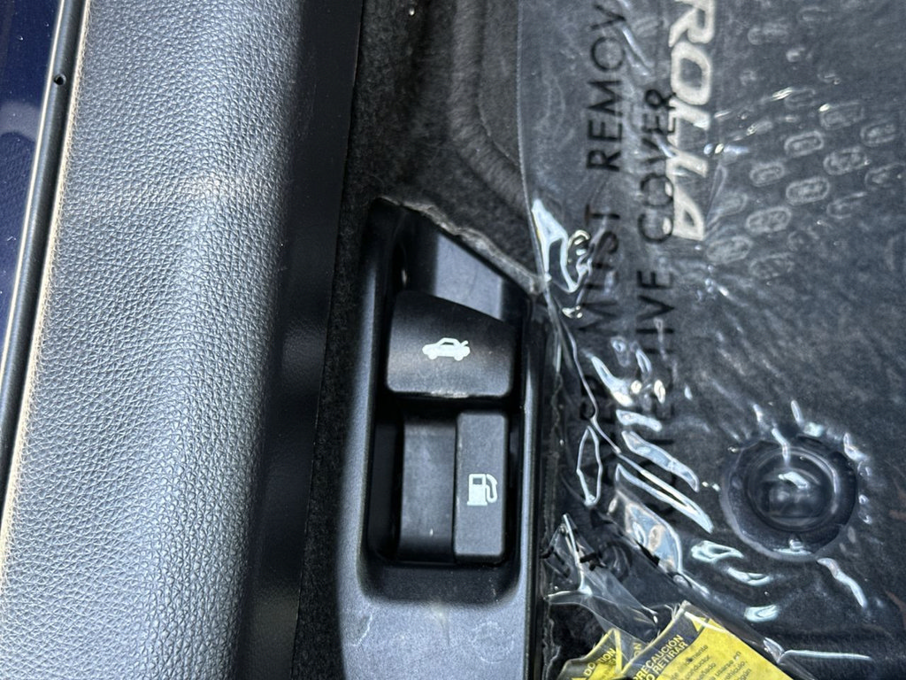 Used 2026 Toyota Corolla SE FWD image 45