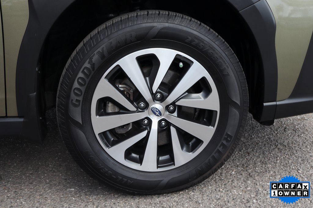 Used 2023 Subaru Outback Premium image 36