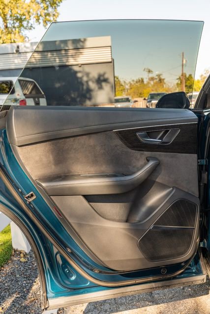 Used 2021 Audi Q8 Prestige w/ Prestige Package image 32