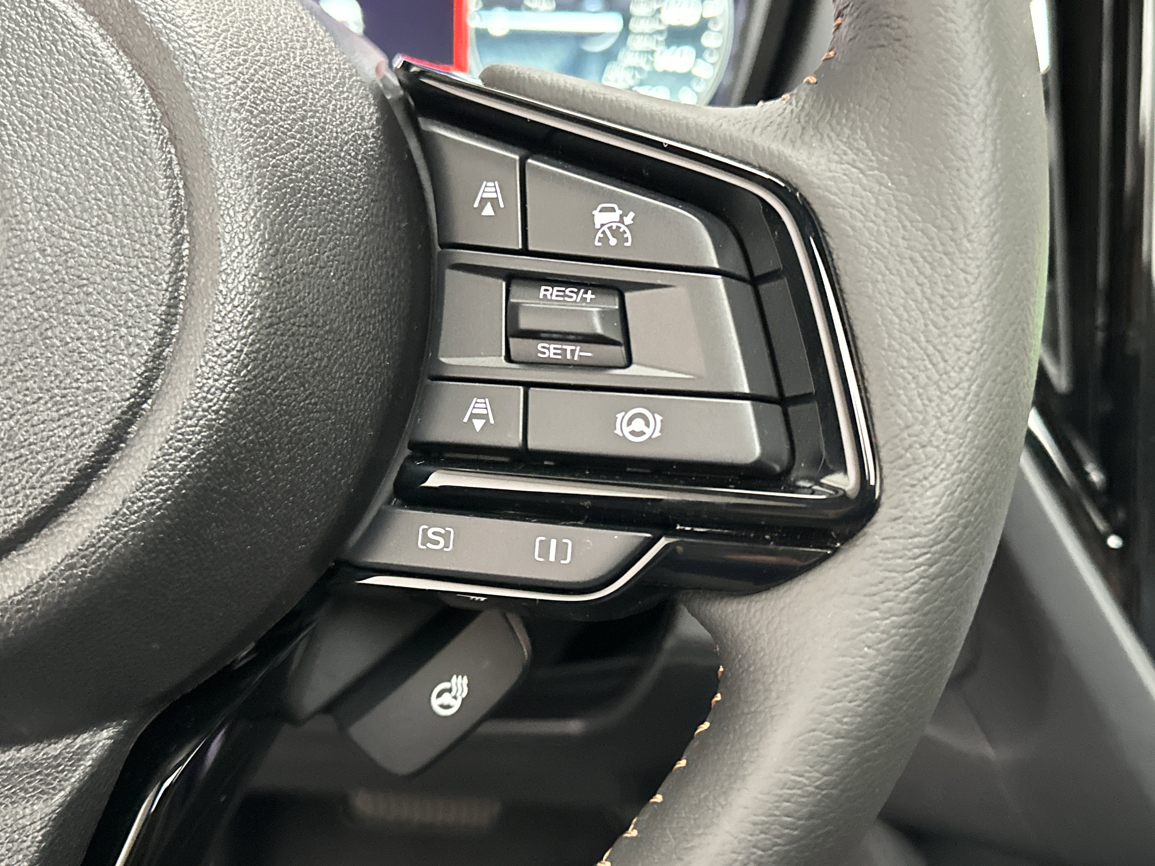 New 2025 Subaru Forester Touring image 31