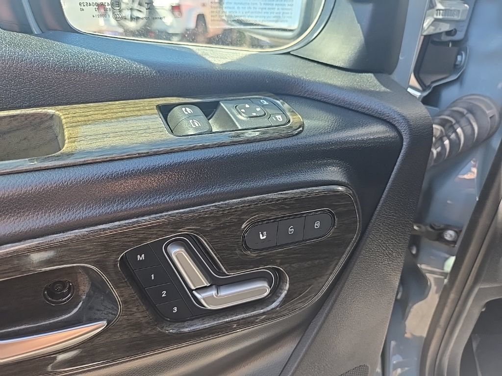 Used 2023 Mercedes-Benz Sprinter 3500 image 10