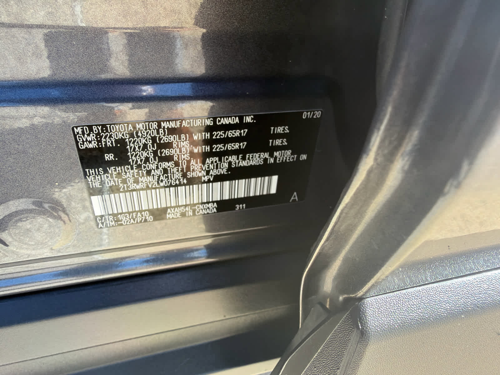 Used 2020 Toyota RAV4 XLE w/ Convenience Package image 19