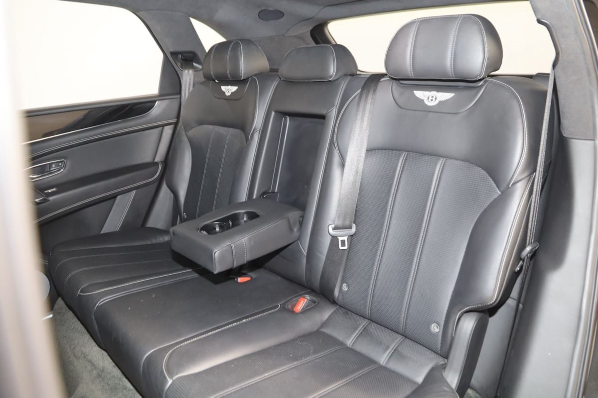 Used 2018 Bentley Bentayga AWD/4WD image 66
