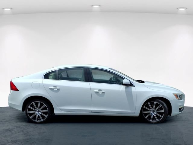 Used 2016 Volvo S60 T5 Premier w/ Climate Package AWD/4WD image 5