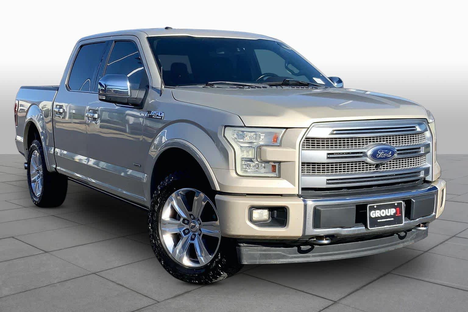 Used 2017 Ford F150 Platinum w/ Equipment Group 701A Luxury AWD/4WD image 3