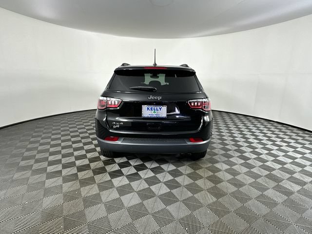 Used 2021 Jeep Compass Latitude w/ Sun and Sound Group AWD/4WD image 30