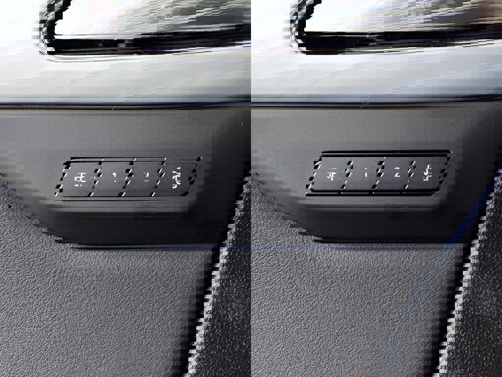 New 2026 Buick Envision Avenir image 56