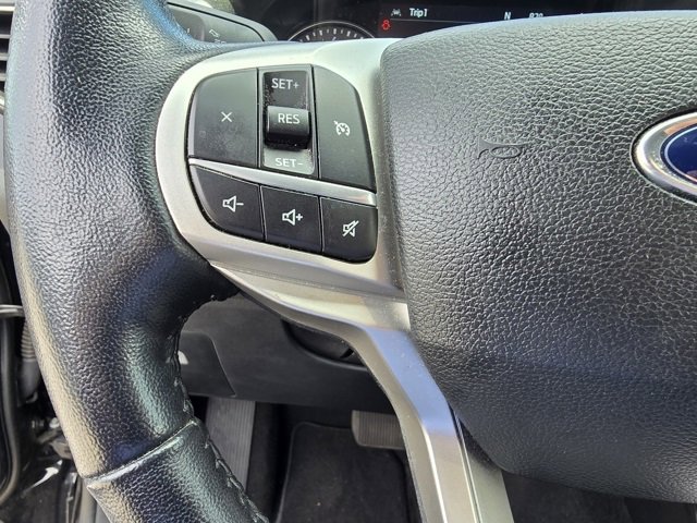Used 2023 Ford Explorer XLT w/ Equipment Group 202A image 27