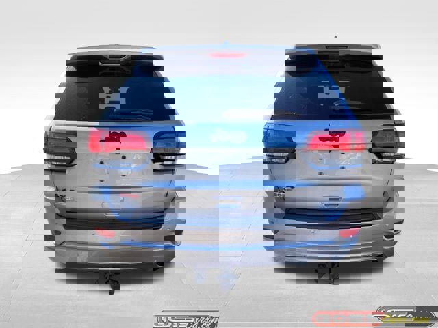 Used 2018 Jeep Grand Cherokee Altitude image 4