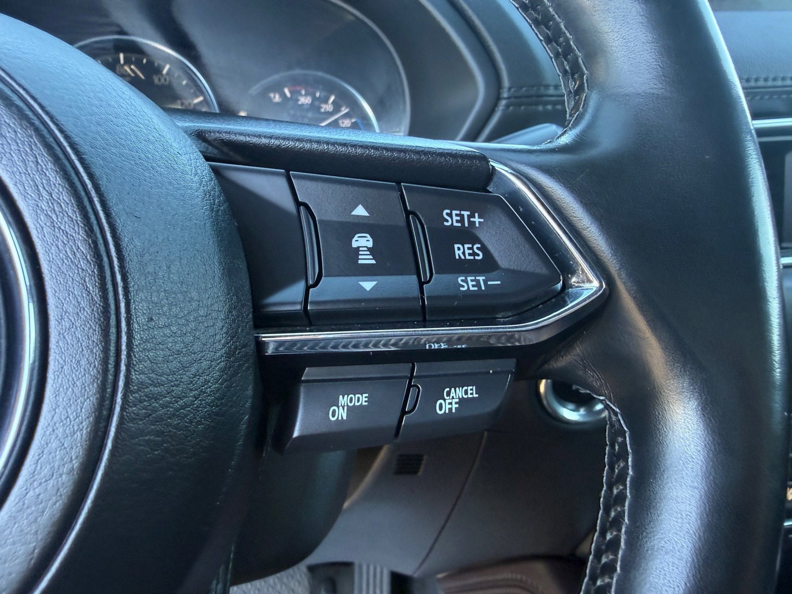 Used 2020 MAZDA CX-5 Signature image 13