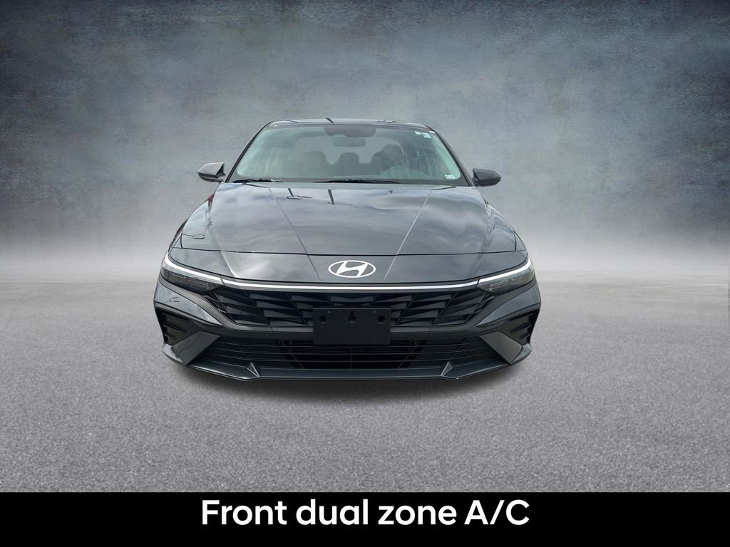 Certified 2025 Hyundai Elantra Hybrid FWD image 10