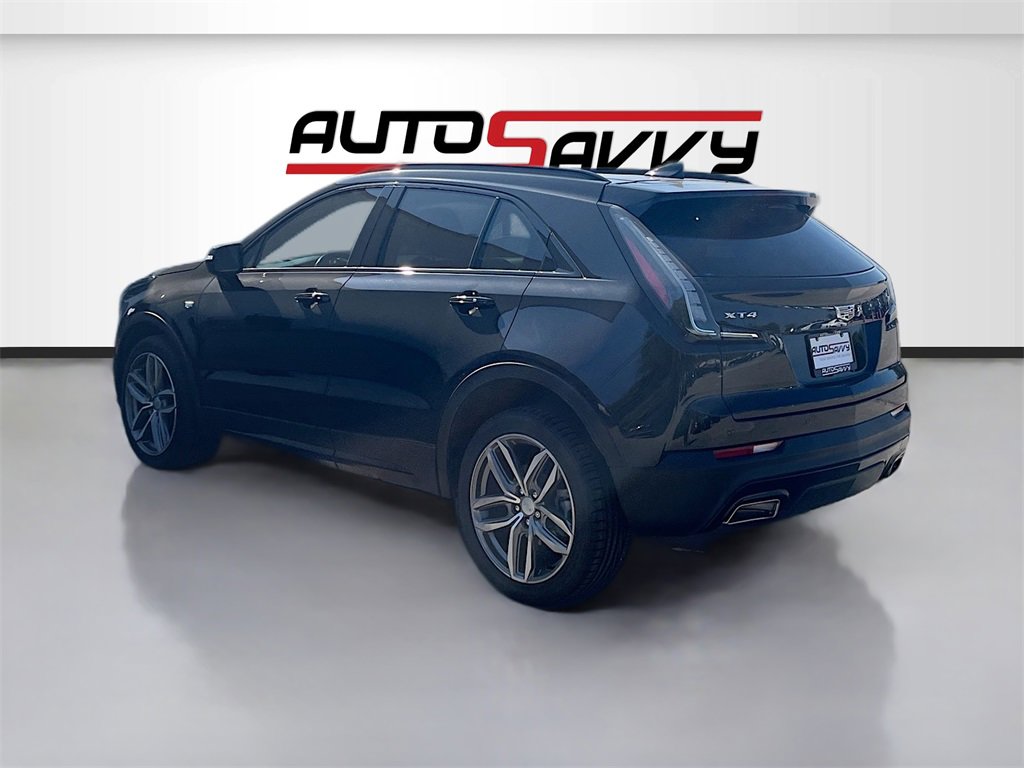 Used 2023 Cadillac XT4 Sport w/ Cold Weather Package image 5