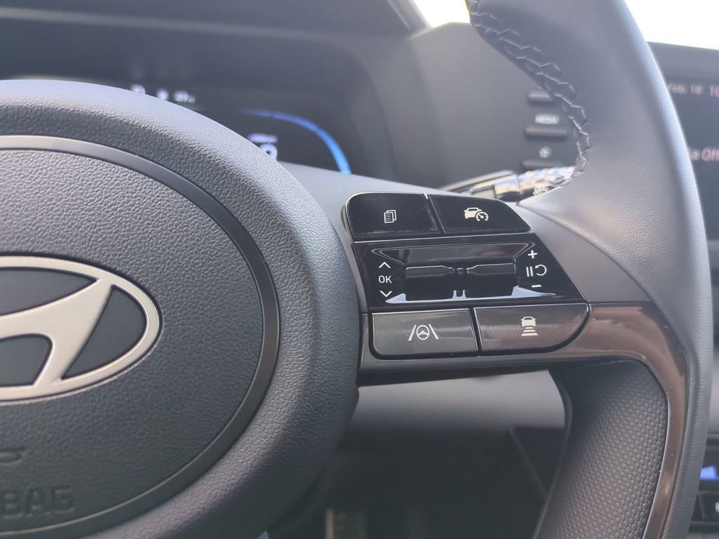 New 2026 Hyundai Elantra SEL Sport image 31