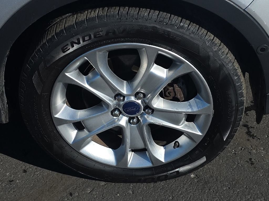Used 2016 Ford Escape Titanium w/ Equipment Group 301A AWD/4WD image 11