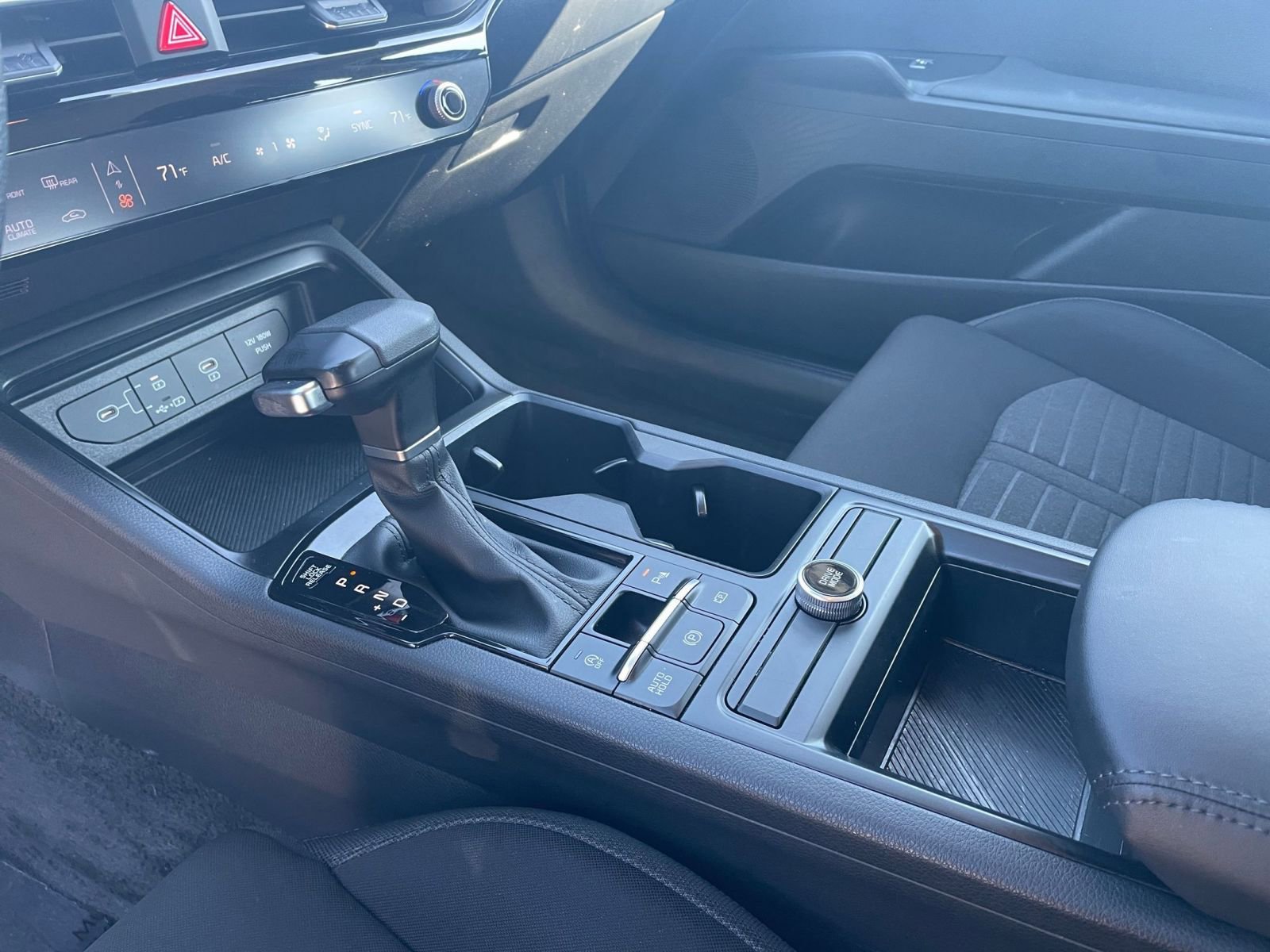 Used 2025 Kia K5 LXS image 40