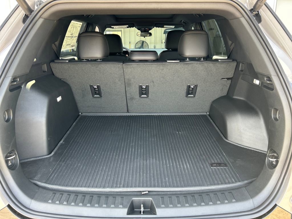 New 2026 GMC Terrain AT4 image 38