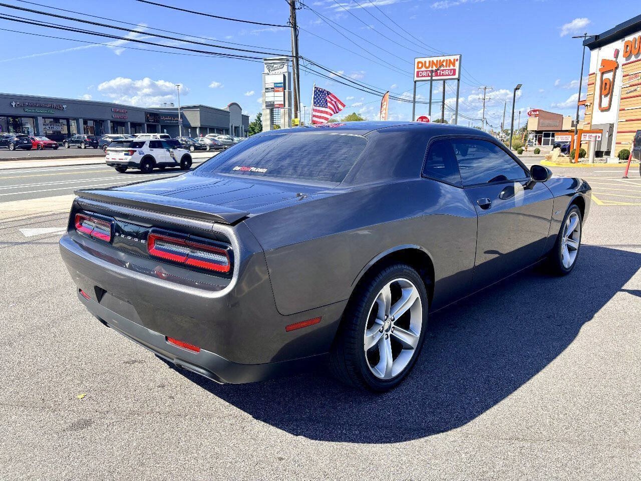 Used 2016 Dodge Challenger R/T RWD image 6