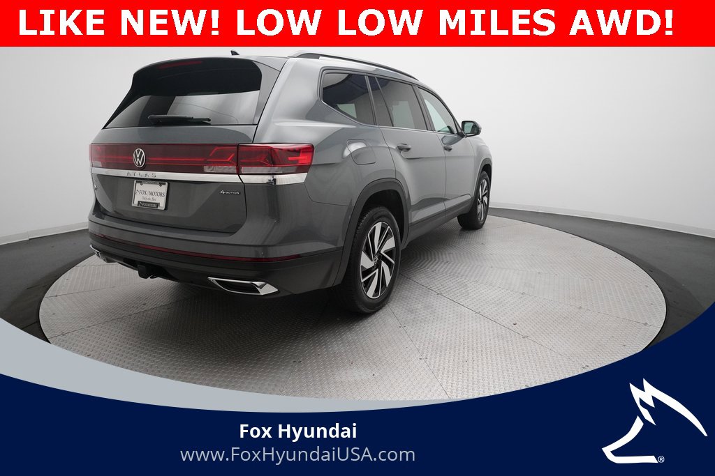 Used 2025 Volkswagen Atlas SE image 36
