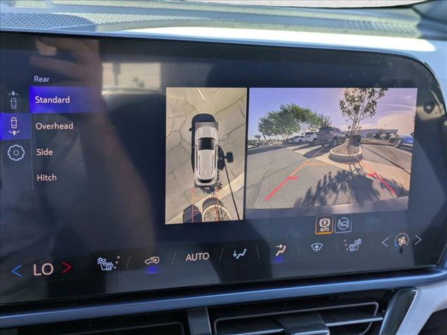 New 2026 Chevrolet Equinox EV LT image 13