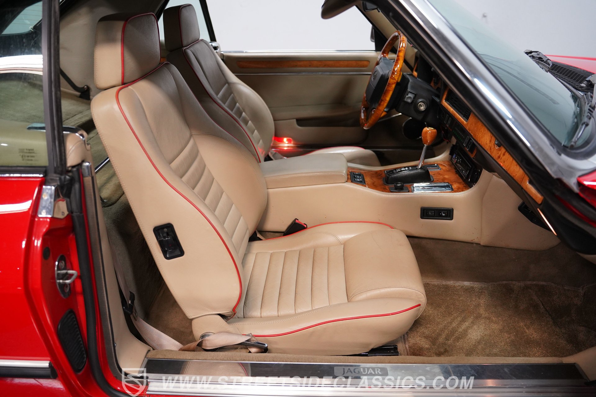 Used 1991 Jaguar XJS V12 Convertible RWD image 38