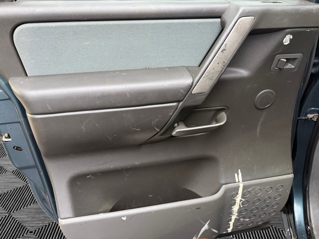 Used 2006 Nissan Titan SE image 18