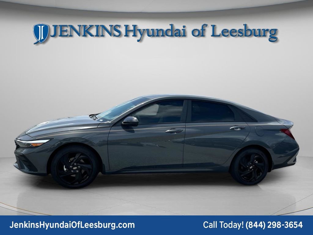 New 2026 Hyundai Elantra Sport FWD image 10