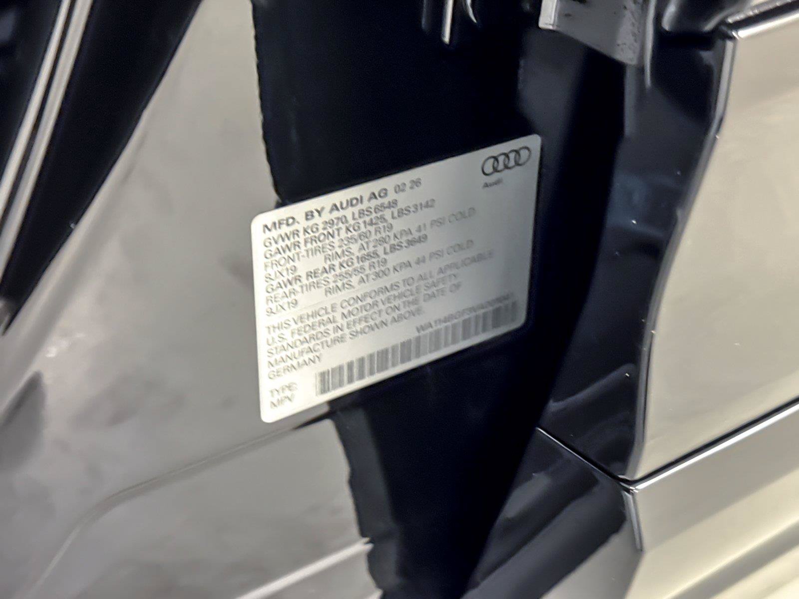 New 2027 Audi Q6 e-tron Premium AWD/4WD image 28