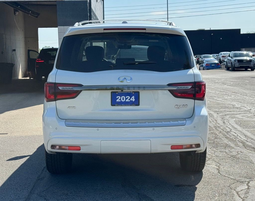 Used 2024 INFINITI QX80 Premium Select w/ Cargo Package AWD/4WD image 6
