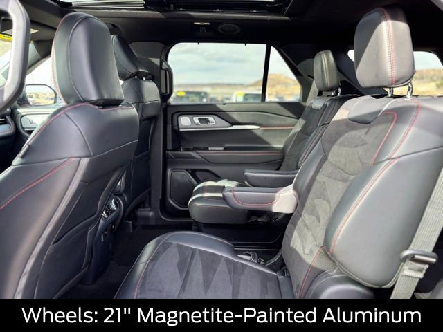 Certified 2025 Ford Explorer ST image 16