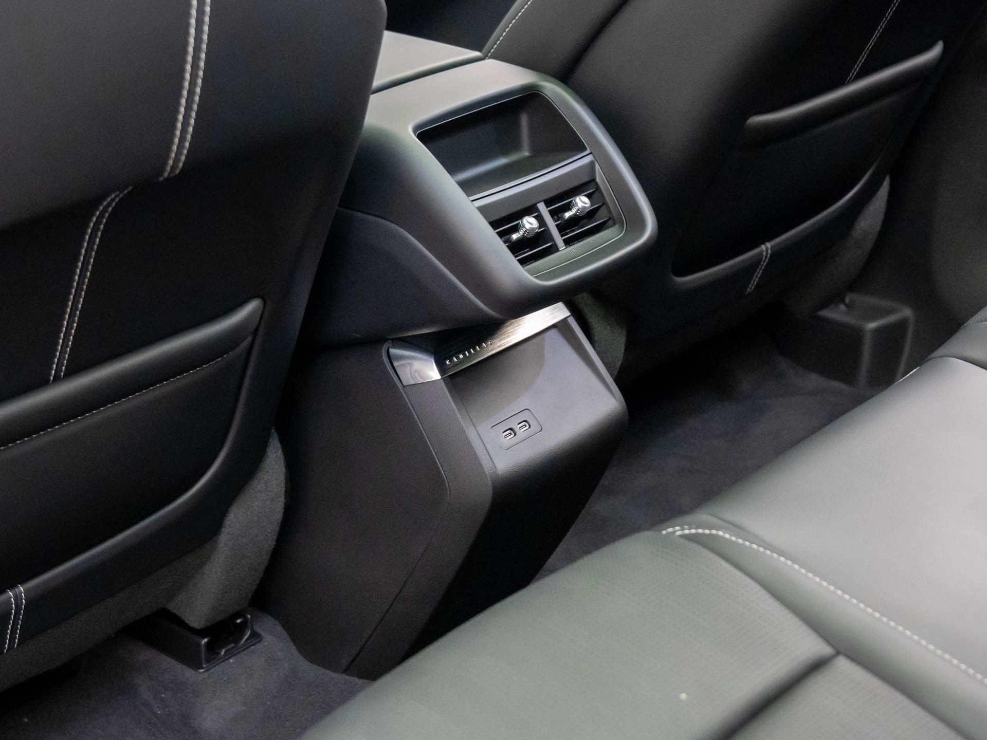 New 2026 Cadillac Lyriq Sport AWD/4WD image 20