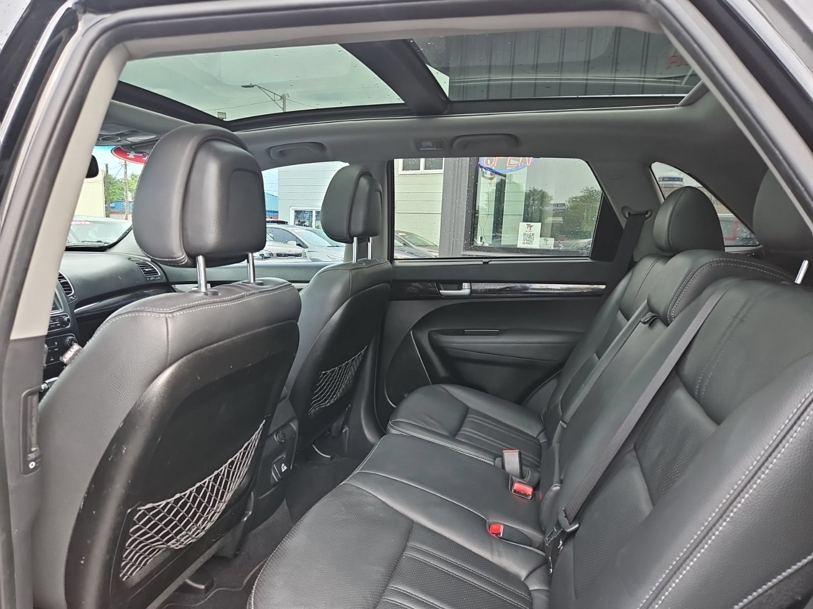 Used 2014 Kia Sorento SX w/ 3rd Row Package FWD image 18