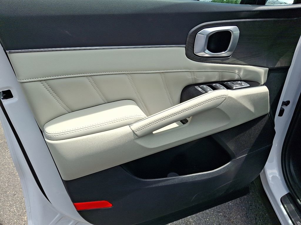 New 2025 Kia Sorento SX image 14