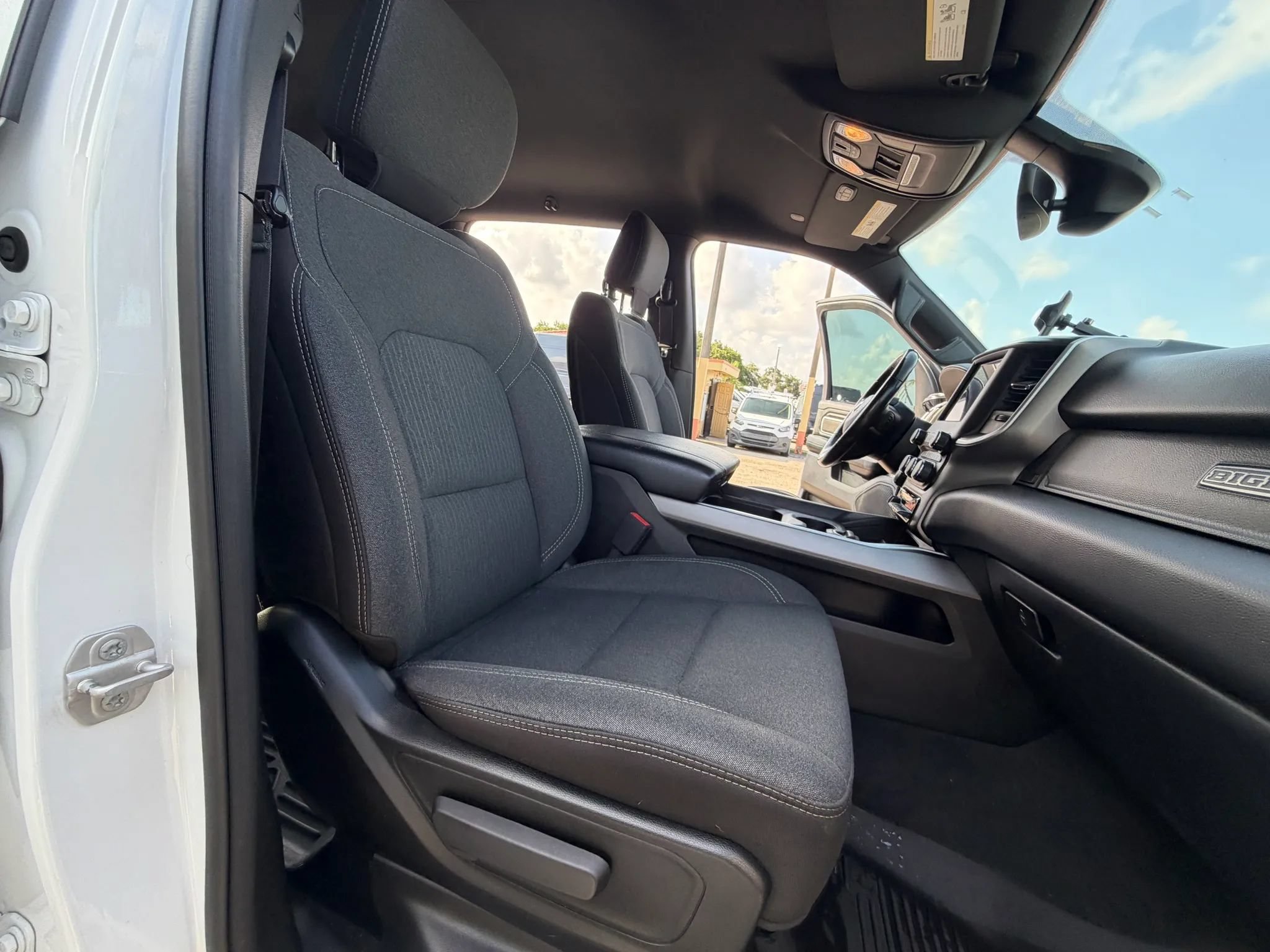Used 2020 RAM 1500 Big Horn AWD/4WD image 20