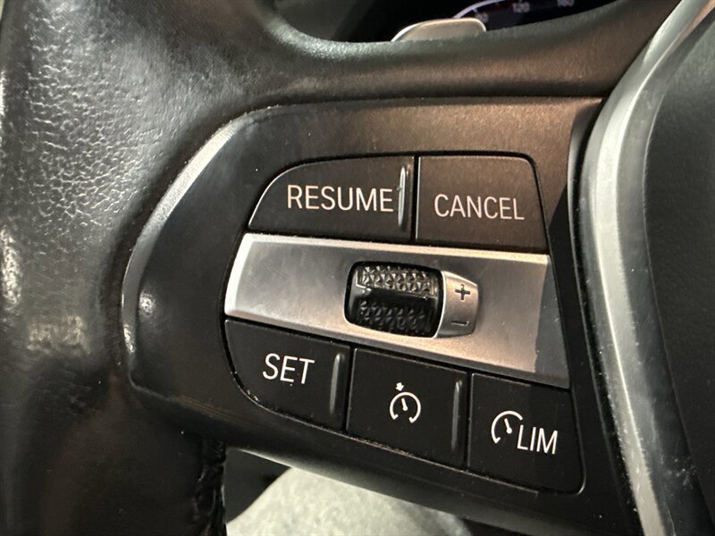 Used 2019 BMW X5 xDrive40i w/ Premium Package 2 AWD/4WD image 16