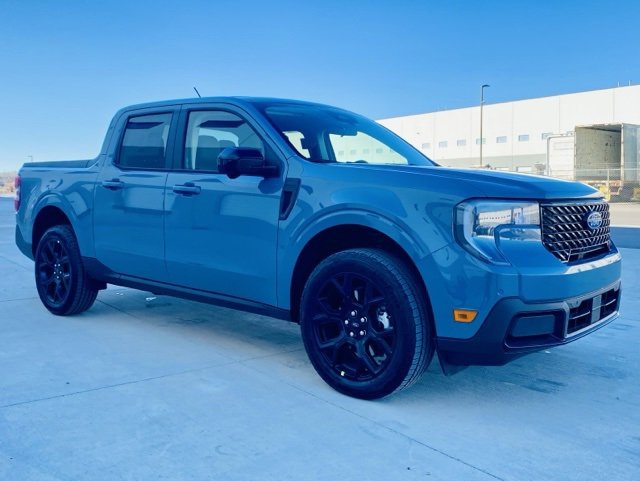 New 2026 Ford Maverick Lariat image 3