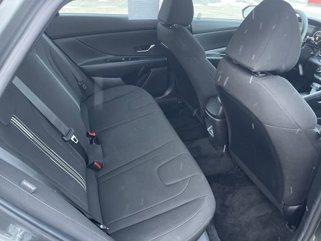 Used 2024 Hyundai Elantra SEL image 15