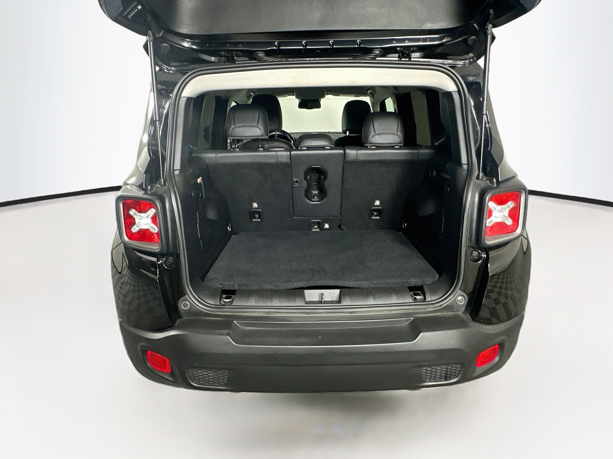 Used 2020 Jeep Renegade Limited FWD image 28