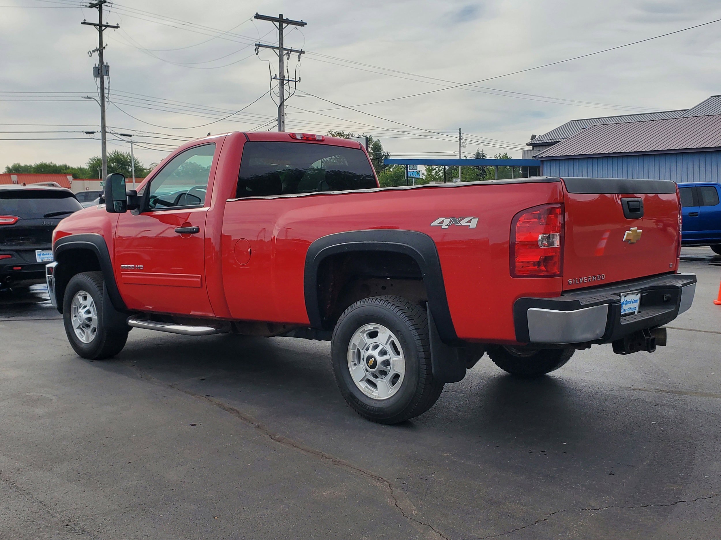 Used 2013 Chevrolet Silverado 2500 LT w/ Interior Plus Package AWD/4WD image 3