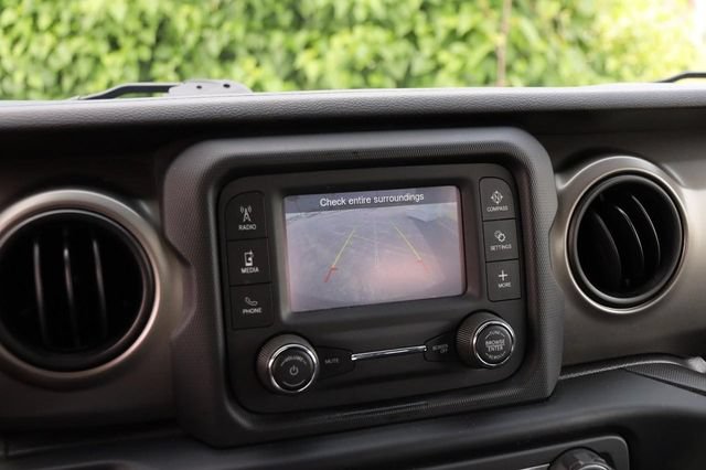 Used 2019 Jeep Wrangler Unlimited Sport AWD/4WD image 17