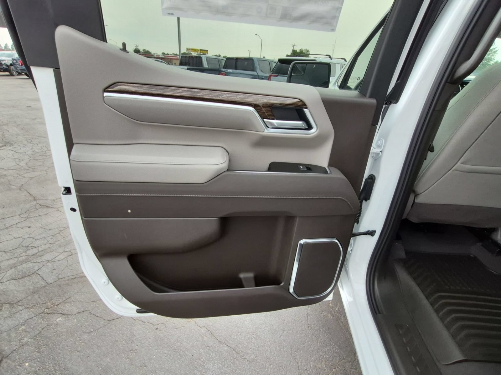 New 2026 GMC Sierra 1500 SLE AWD/4WD image 36