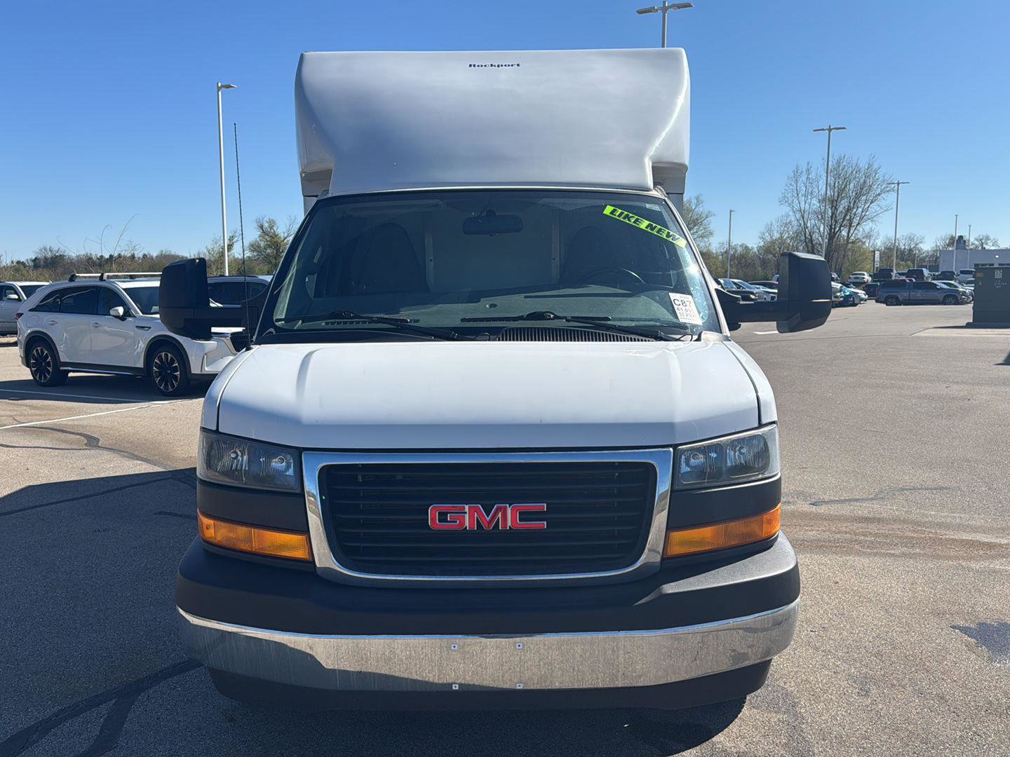 Used 2022 GMC Savana 3500 w/ Power Convenience Package RWD image 8