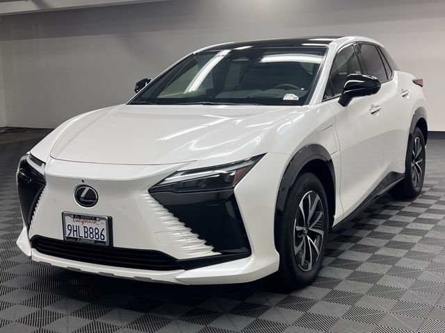 Used 2023 Lexus RZ 450e Premium w/ Technology Package AWD/4WD image 2
