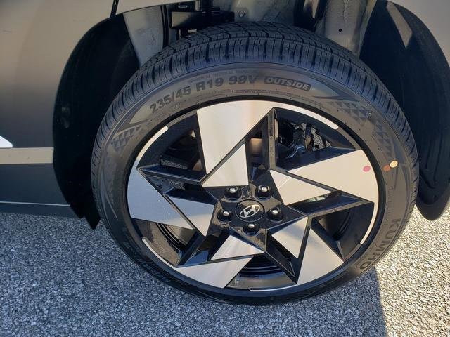 New 2026 Hyundai Kona Limited image 12