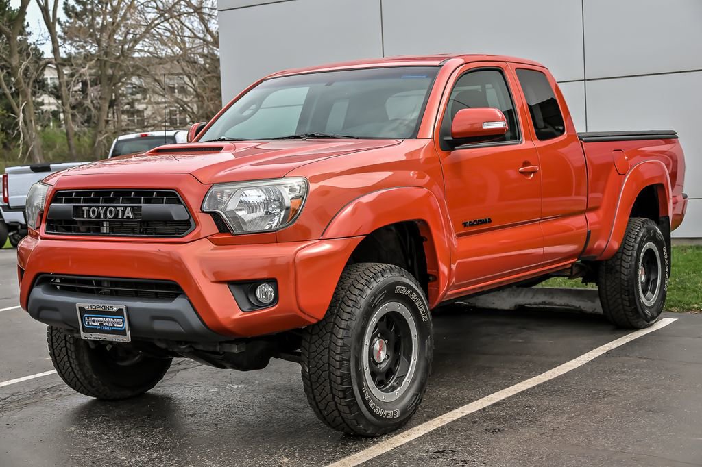 Used 2015 Toyota Tacoma TRD Pro AWD/4WD image 5