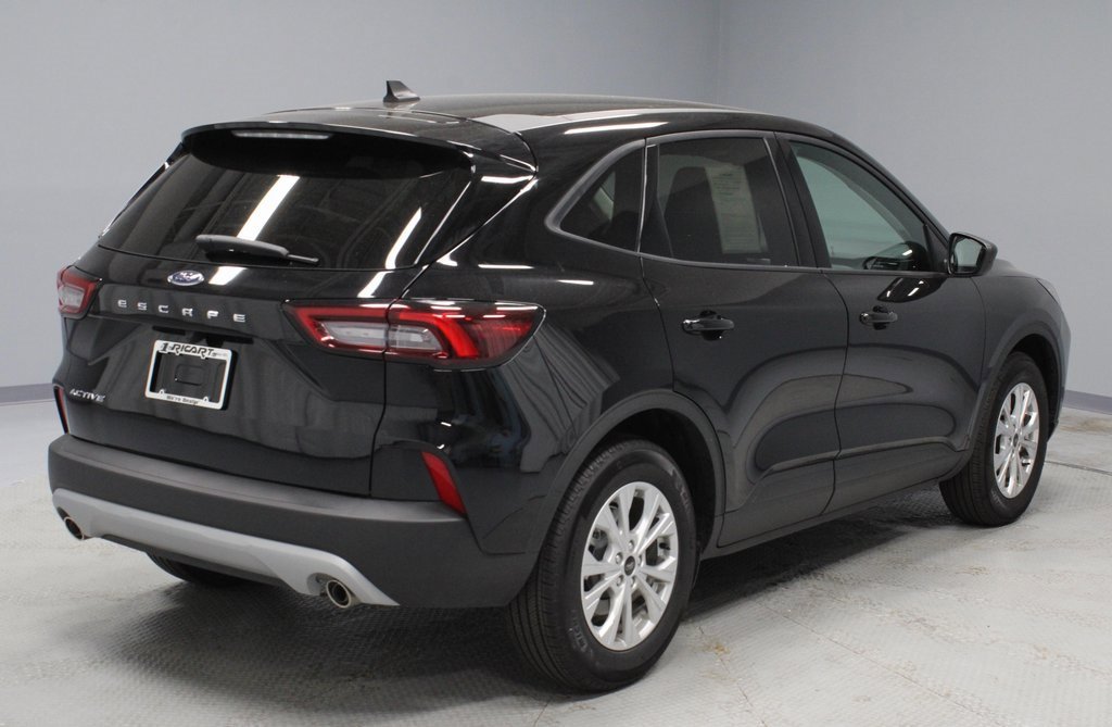 Certified 2025 Ford Escape Active image 10