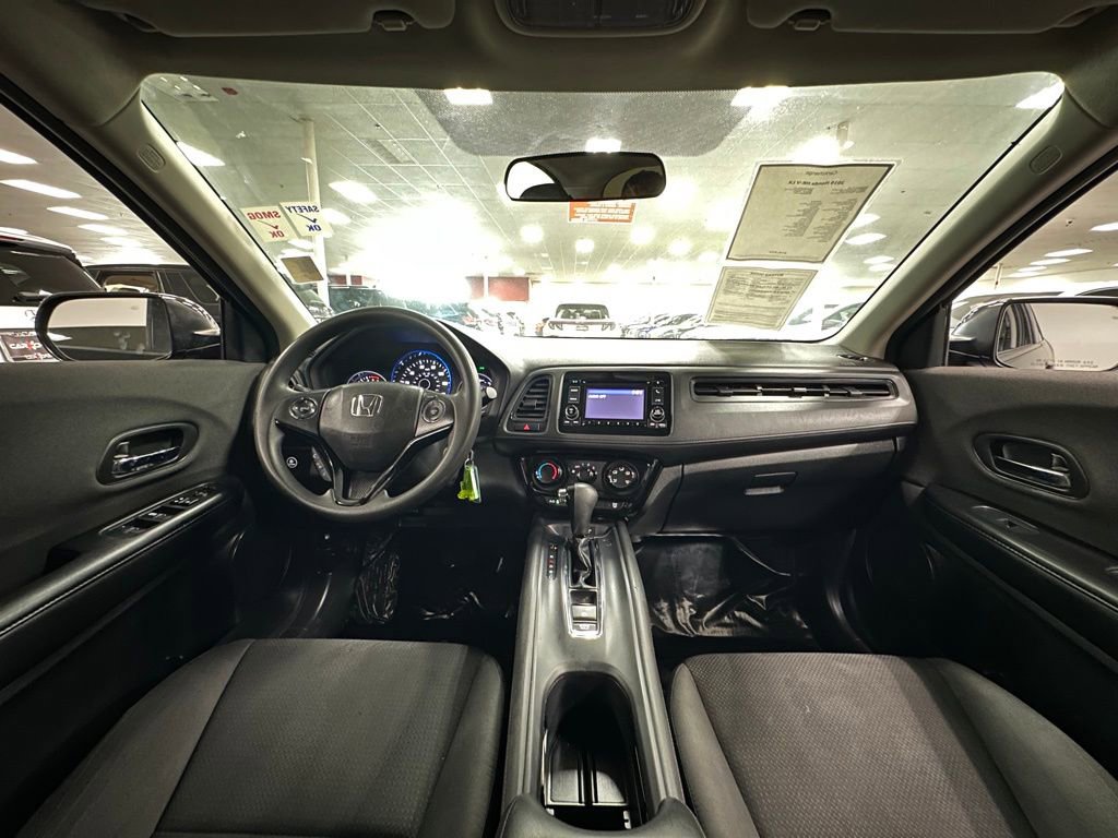 Used 2019 Honda HR-V LX image 25