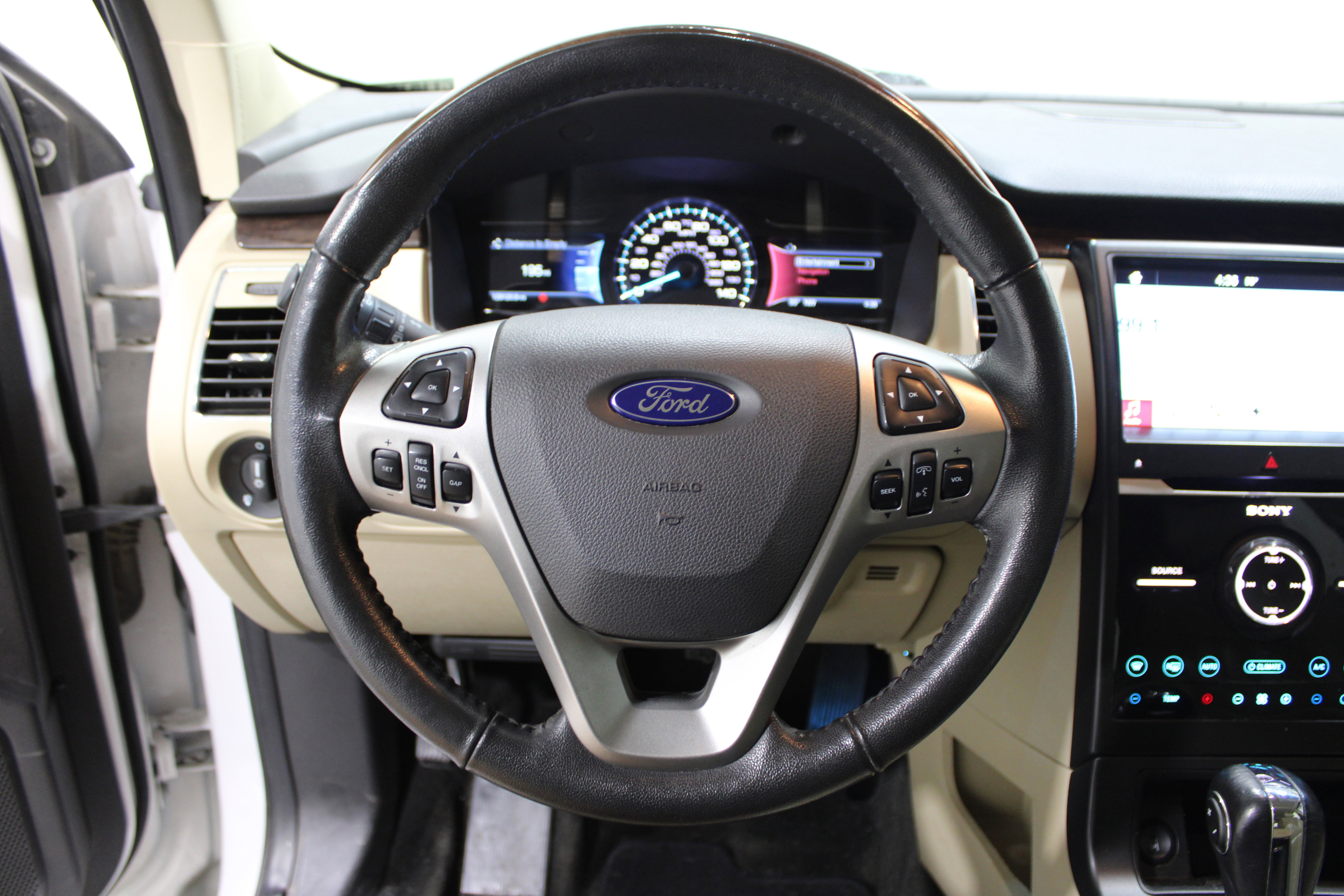 Used 2016 Ford Flex Limited w/ Equipment Group 301A image 10