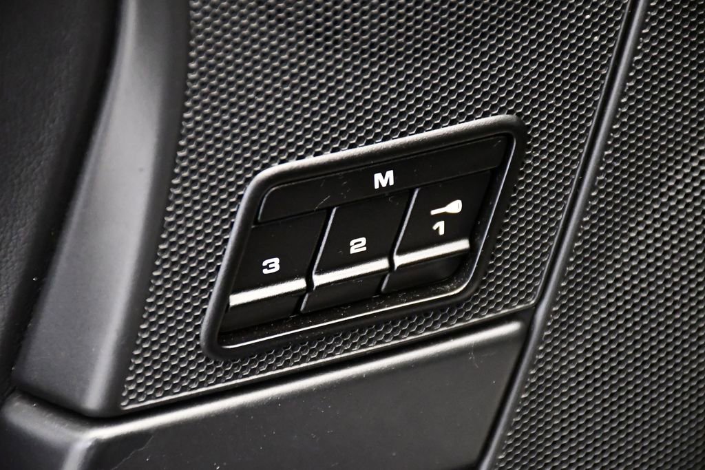 Used 2008 Porsche 911 Carrera 4 image 31