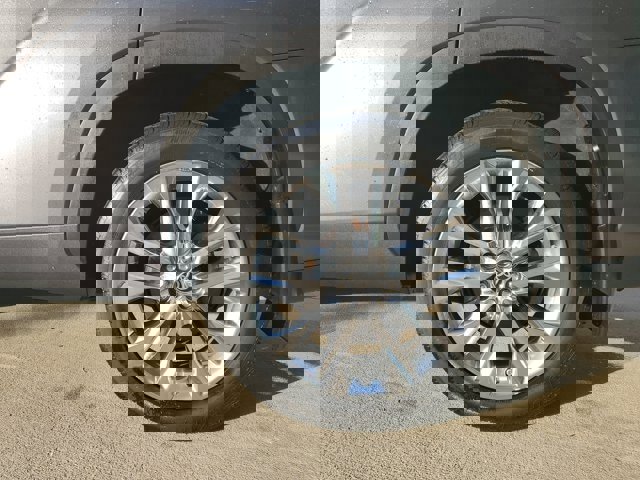 Used 2020 Toyota Highlander Limited image 5